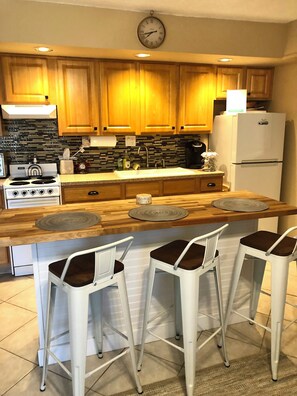 Microwave, oven, stovetop