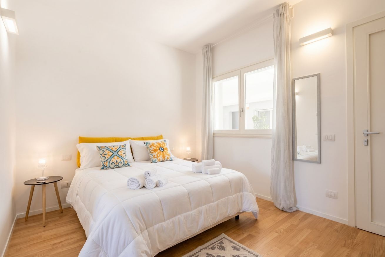 1 Schlafzimmer, Schreibtisch, WLAN, Bettwäsche
