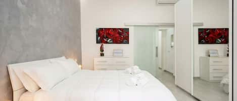 3 chambres, bureau, Wi-Fi, draps fournis