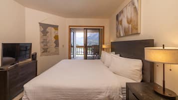 1 habitación, tabla de planchar con plancha, wifi gratis y ropa de cama