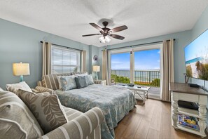 2 chambres, fer et planche à repasser, Wi-Fi gratuit, draps fournis