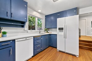 House, Multiple Beds, Patio, Garden View (726 Eastdale Drive) | Private kitchen - Urban Nest Garage, Sunroom & Fenced Yard (Fort Collins)