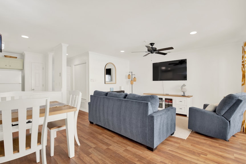 Relax At Tybee Retreat | Heated Pool Access - Tybee Island, GA