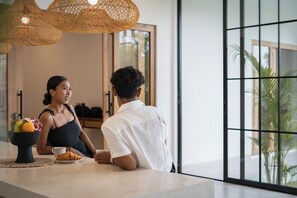 Villa Deluxe, 3 chambres, patio, vue piscine | Cuisine privée