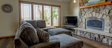 Smart-TV, Kamin