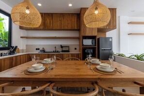 Villa | Dining room