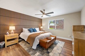 3 bedrooms, iron/ironing board, free WiFi, bed sheets