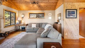 TV, fireplace - Prescott Pine Retreat | Views • Fireplace • Patio (Prescott)