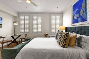 Free WiFi - FiFA by TRAIN LagoonStudio/pool/StepsToBeachDining (Palm Beach)