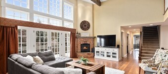 Spacious Escape where Fun Meets Luxury Relaxation