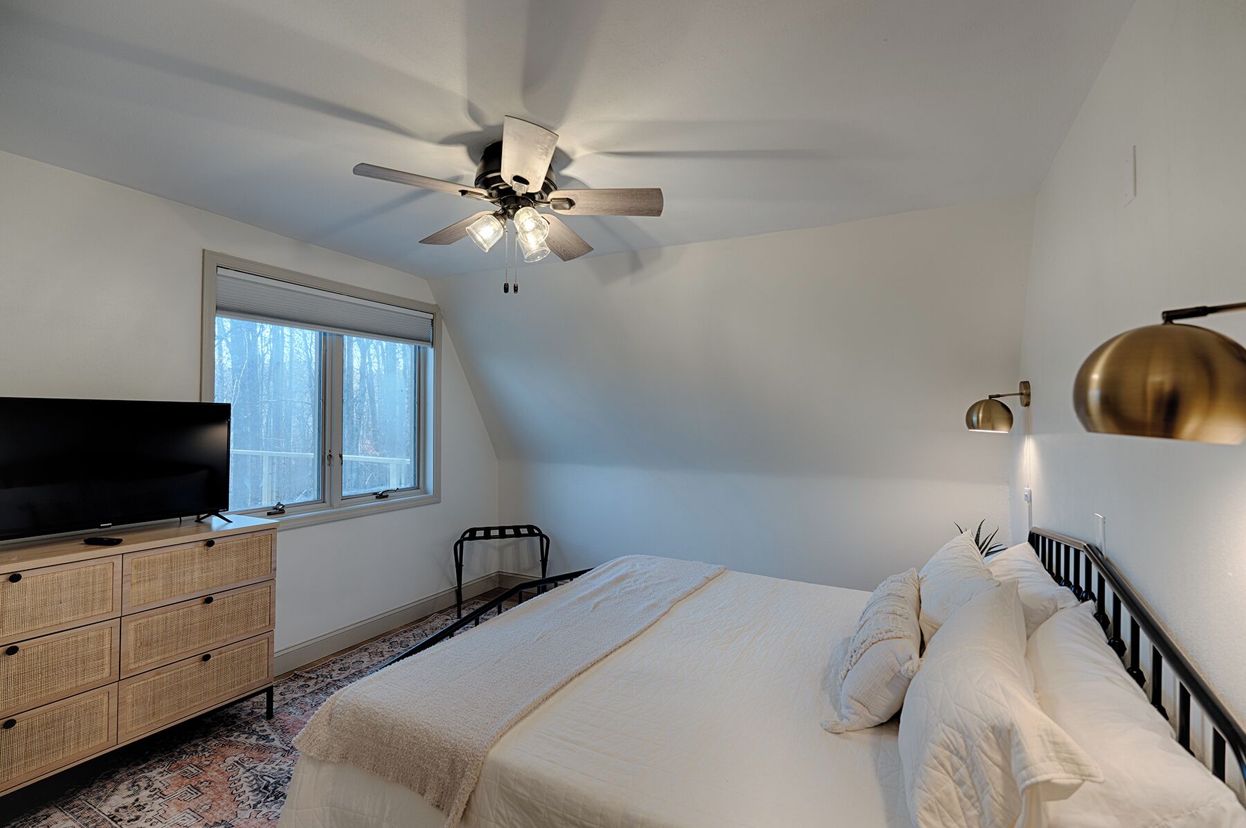 4 Schlafzimmer, Schreibtisch, Bügeleisen/Bügelbrett, kostenloses WLAN