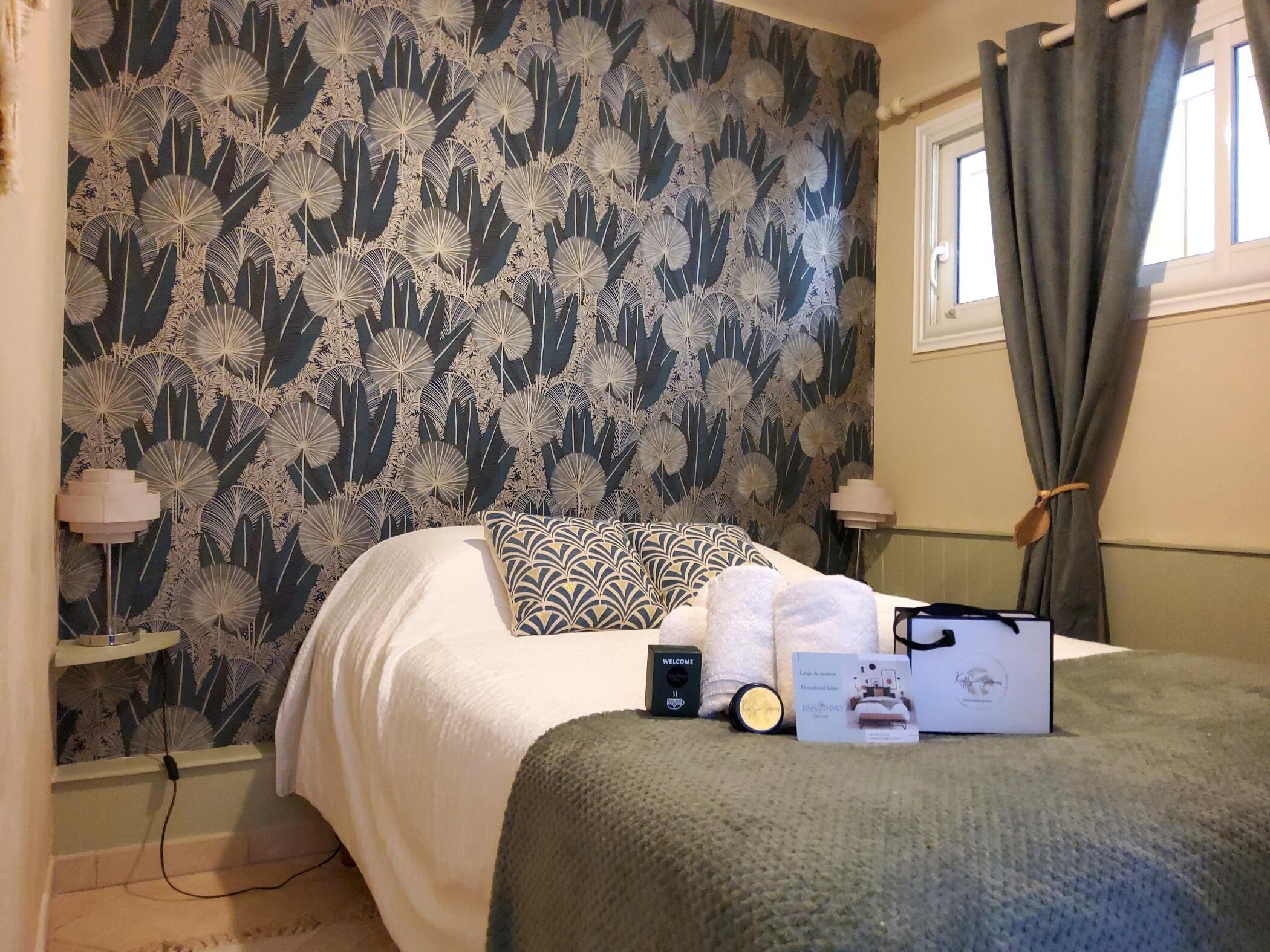 1 chambre, fer et planche à repasser, accès Internet, draps fournis