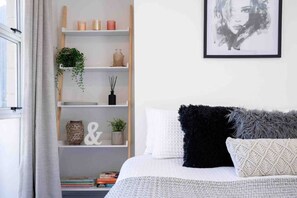2 Schlafzimmer, Schreibtisch, Bügeleisen/Bügelbrett, WLAN