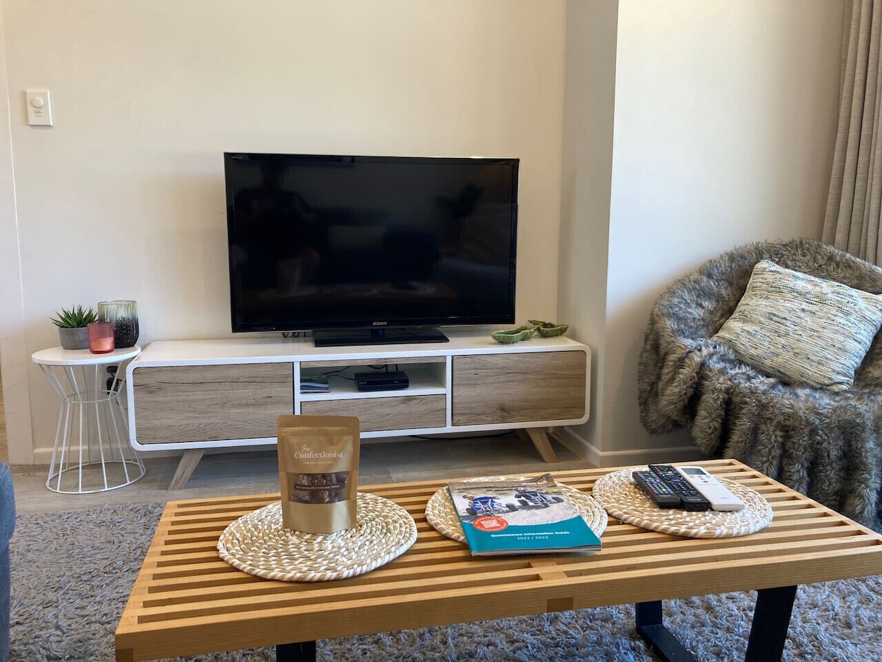 TV