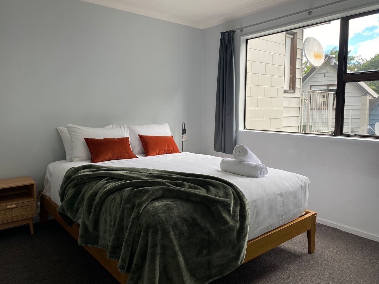 1 bedroom, desk, iron/ironing board, WiFi