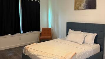 3 dormitorios, tabla de planchar con plancha, wifi y ropa de cama
