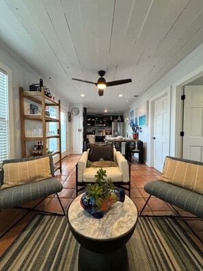 Smart-TV og stereoanlegg