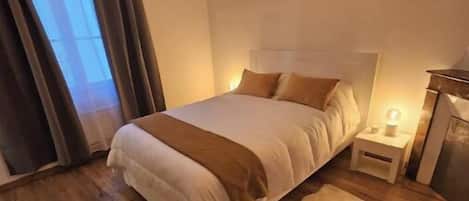 2 bedrooms, iron/ironing board, travel crib, free WiFi