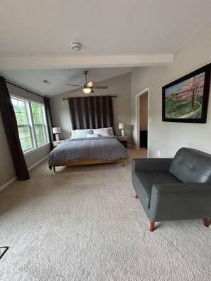 3 bedrooms, iron/ironing board, free WiFi, bed sheets - Rivers Edge Retreat (Front Royal)
