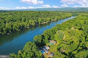 Aerial view - Rivers Edge Retreat (Front Royal)
