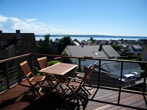 Outdoor dining - Room 'Seeblick' with Lake View (Hagnau am Bodensee)