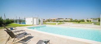 Cristal Retreat Pool & Padel, Galatina, Italy