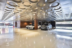 Estacionamiento gratis, valet parking gratis