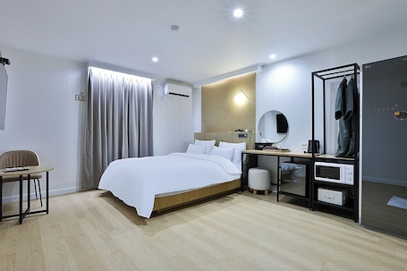 Styler Room | Free WiFi. Brown Dot Hotel Gumi Okgye Branch