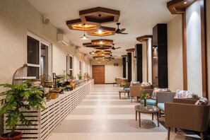 Food and drink - The Golden Tusk By Ivory Destinations (Ramnagar)