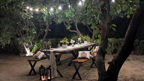 Tempat makan outdoor