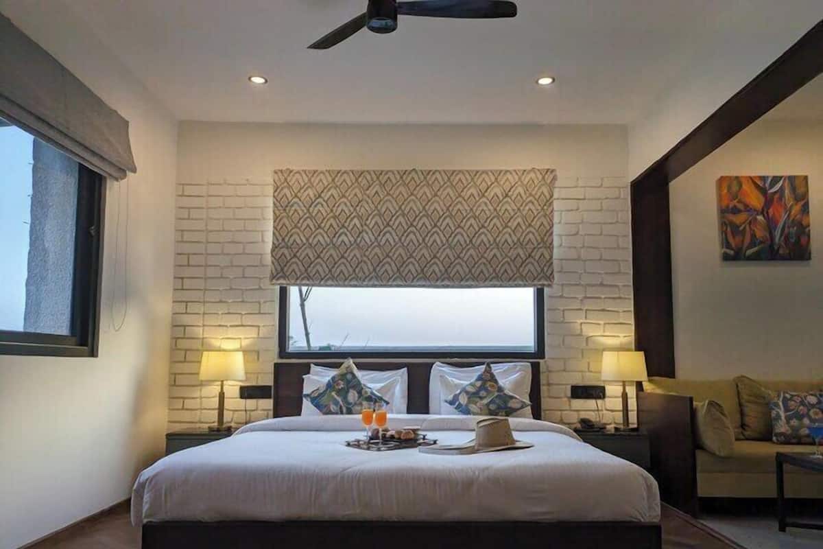 Junior Villa, Resort View | 1 bedroom, desk, free WiFi, bed sheets