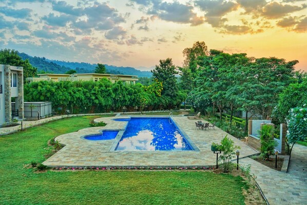Pool - The Golden Tusk By Ivory Destinations (Ramnagar)