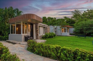 Villa, vistas al complejo turístico | Escritorio, wifi gratis, ropa de cama