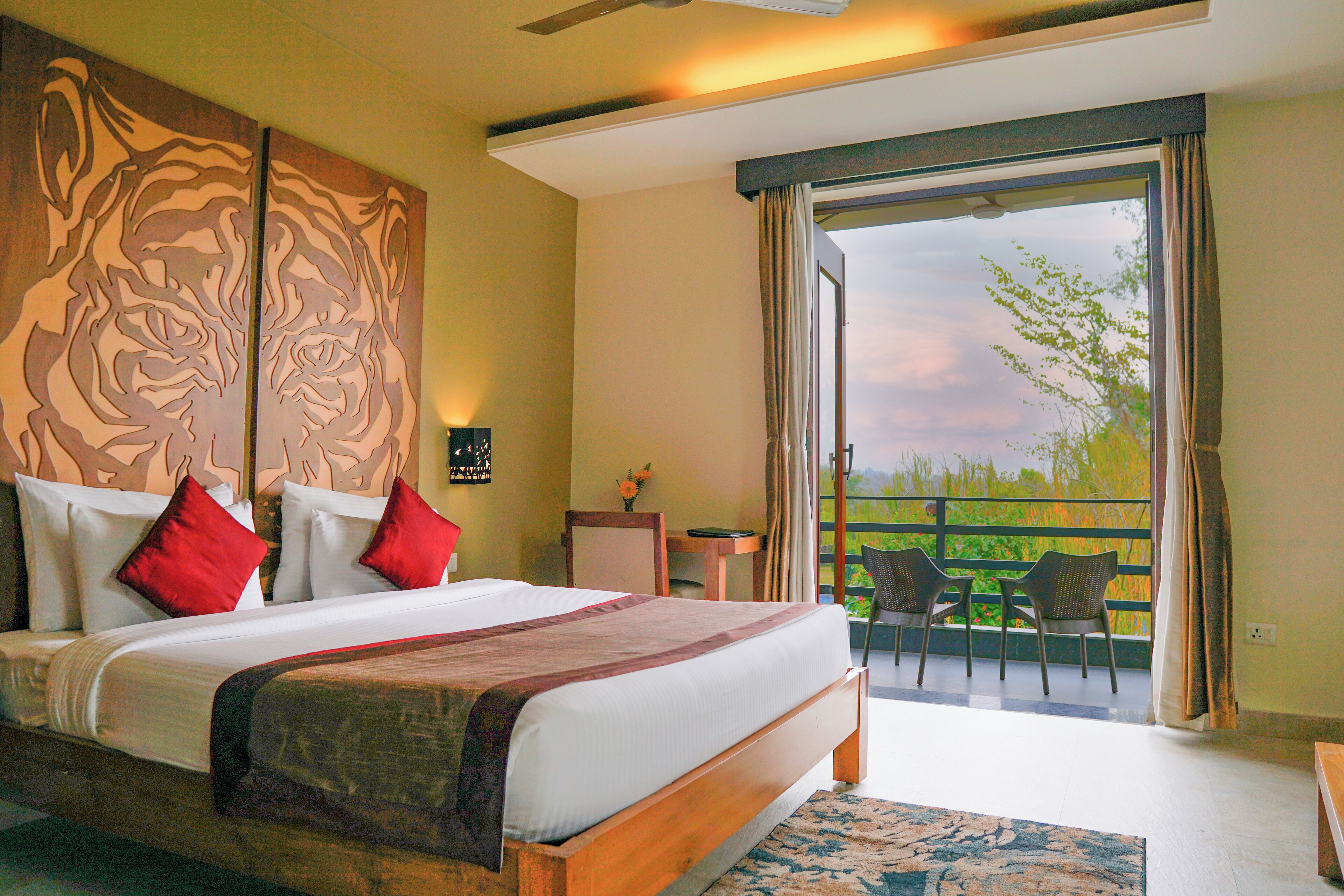 Suíte família, vista para o jardim | Escrivaninha, Wi-Fi de cortesia, roupa de cama