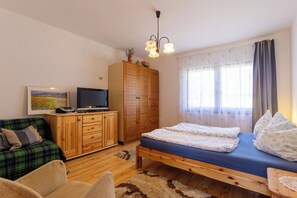3 Schlafzimmer, kostenloses WLAN, Bettwäsche