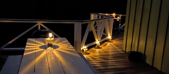 Family Friendly-Queen beds- Large deck-Spacious kitchen