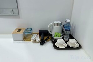 Ảnh chưa phân loại, 4 trong số 6 ảnh, nút