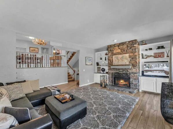 TV, fireplace, offices