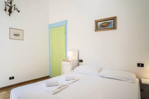 Free WiFi, bed sheets - Room Pistacchio - Affitti Brevi Italia (Genova)