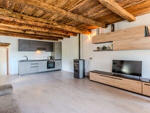 TV - Gentile by Interhome (Gravedona)