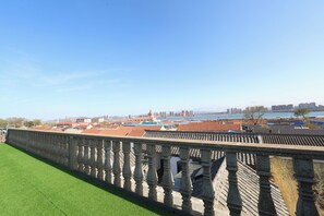 Terrace/patio - JOYSEA HUT (Yantai)