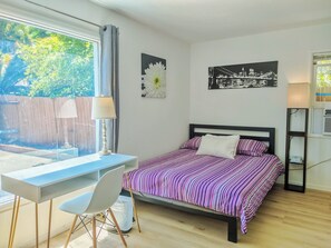 1 habitación, wifi y ropa de cama