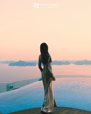 Indoor pool, 2 outdoor pools - Alacarte Halong Bay (Ha Long)