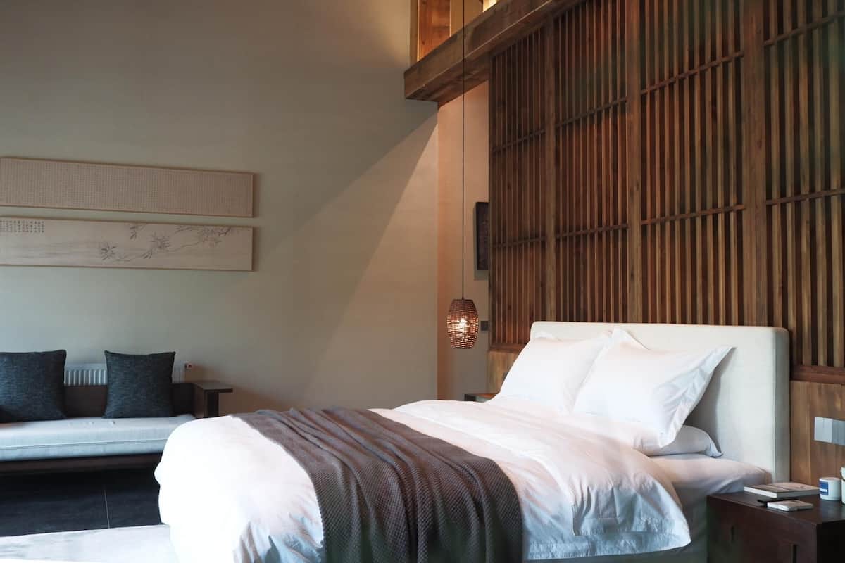 Signature Double Room, Hill View
