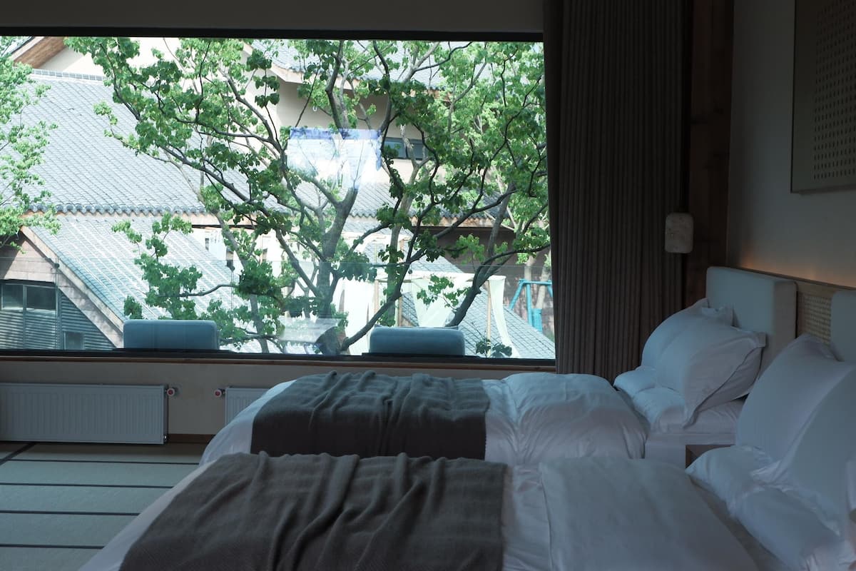 Panoramic Twin Room, Hill View