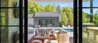 Luxury, furnished retreat with pool on nearly an acre in Boulder