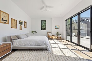 6 bedrooms, iron/ironing board, WiFi, bed sheets - Luxury, furnished retreat with pool on nearly an acre in Boulder (Boulder)