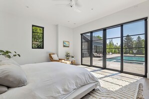 6 chambres, fer et planche à repasser, Wi-Fi, draps fournis