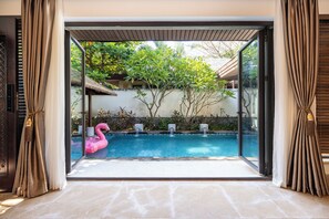Outdoor pool - GuangPo MeiYa Homestay LingShui (Lingshui)