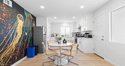 222 - New, Stylish Quiet 2B1B w/ Yard near Stanford
